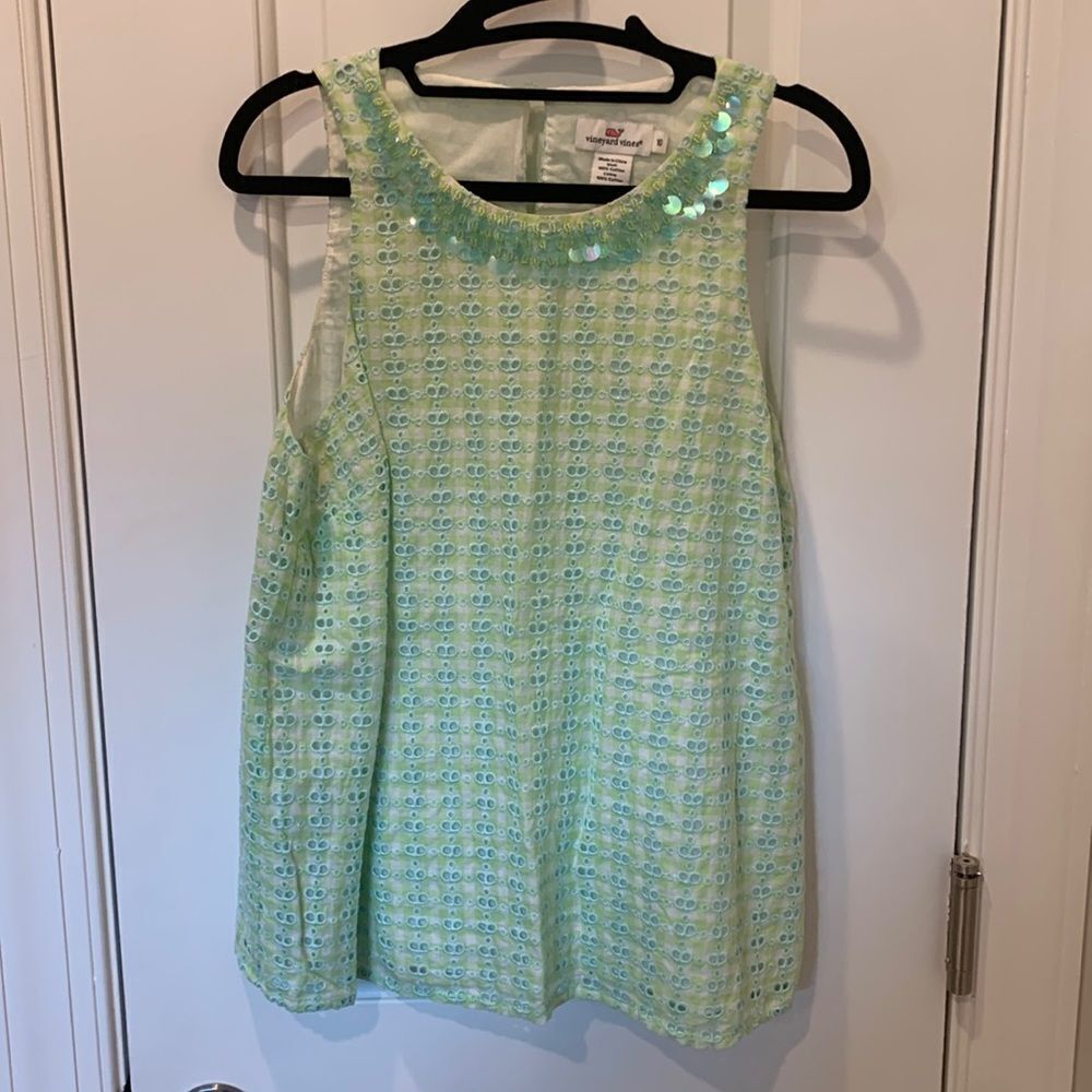 Vineyard Vines top 
